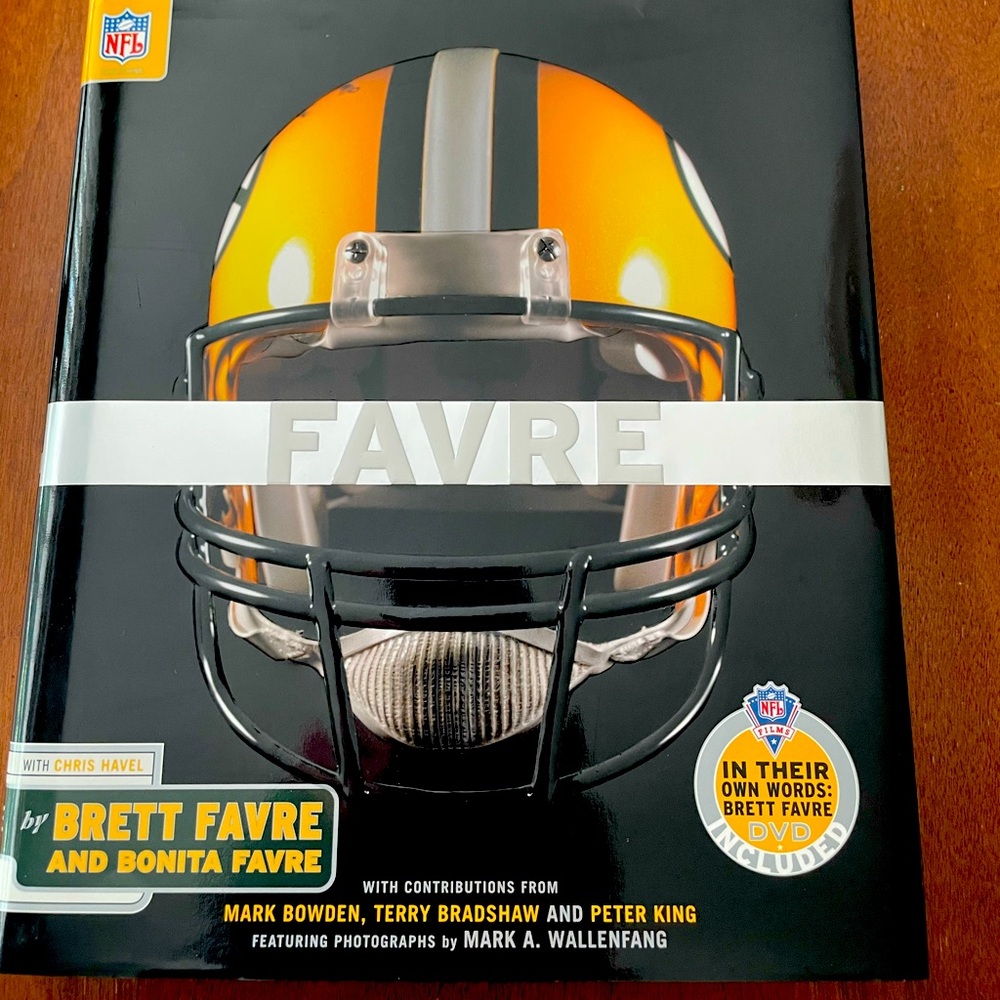 Book by Brett Favre and Bonita Favre